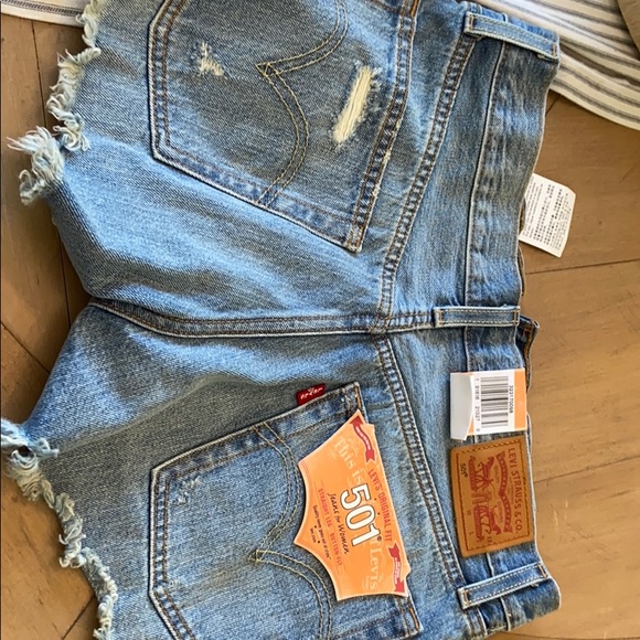 Levi's Pants - Levi’s 501 shorts size 26 new with tags !